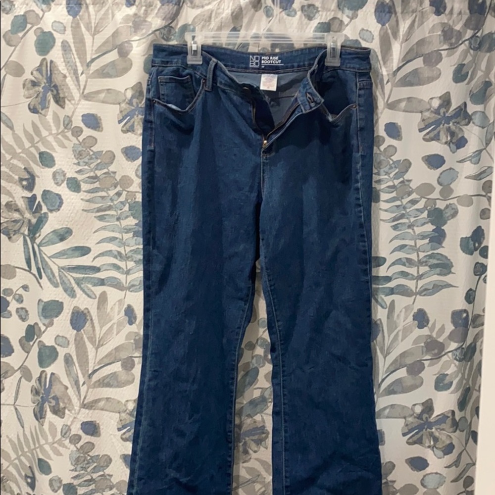No Boundaries jeans